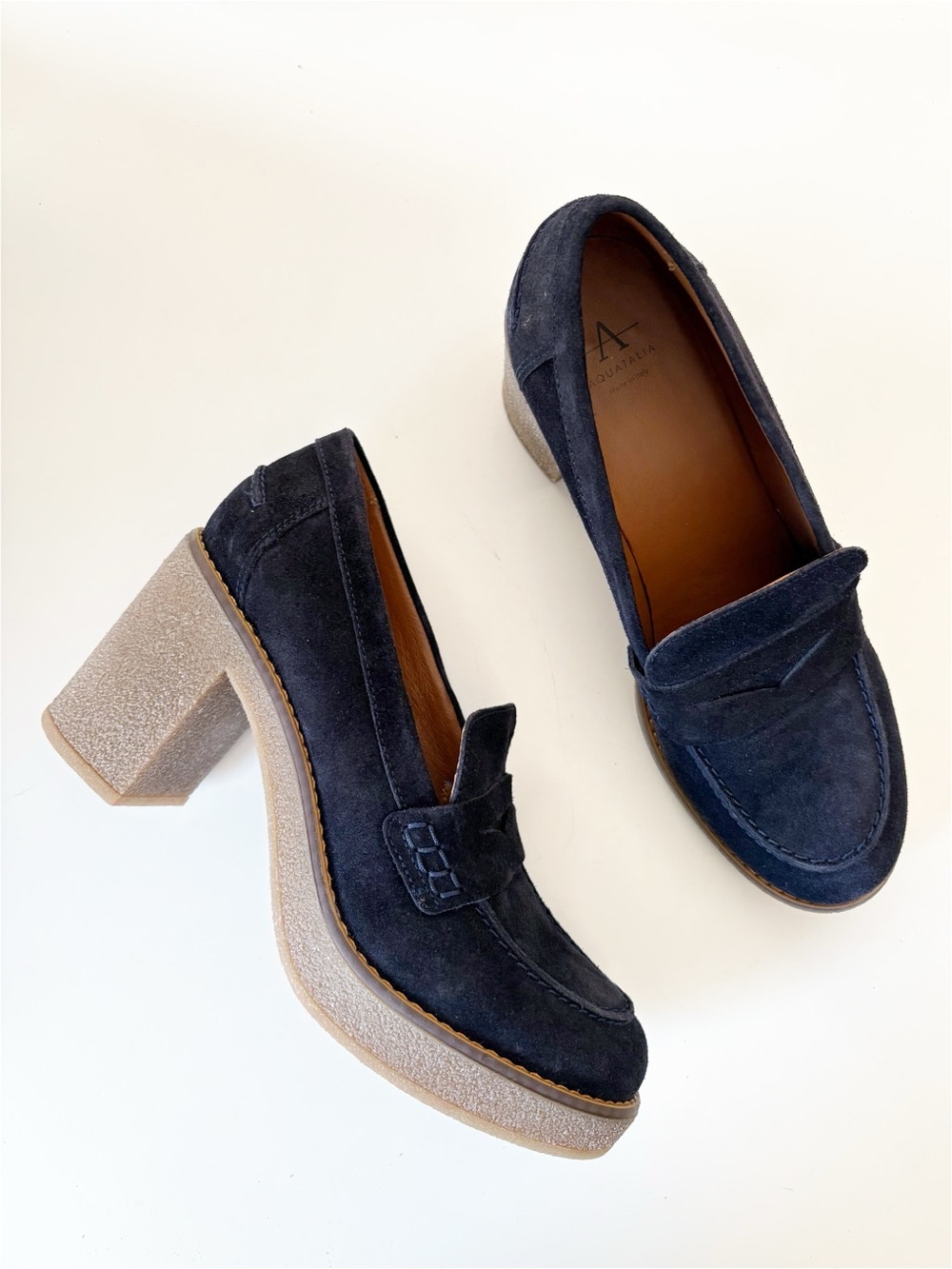 Aquatalia || Caprie Gum Sole Heeled Loafer Weatherproof Suede Pump Navy Blue 9.5